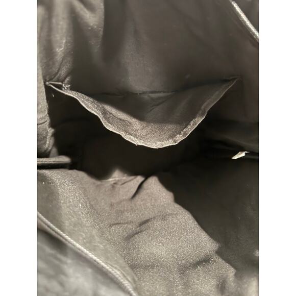 Sephora Black Quilted Nylon Logo Strap Puffer Crossbody Travel Bag Purse - Picture 5 of 5